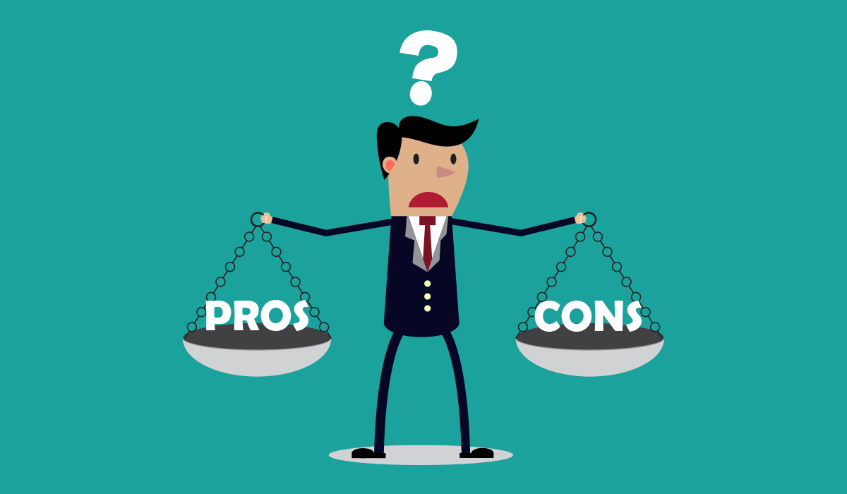 weighing-the-pros-and-cons-of-cross-trained-contact-center-agents